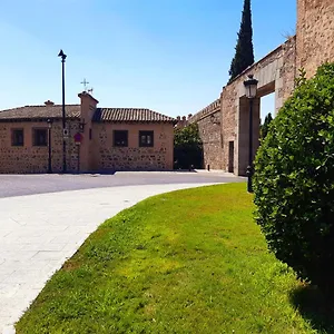 Casa De Bisagra Toledo